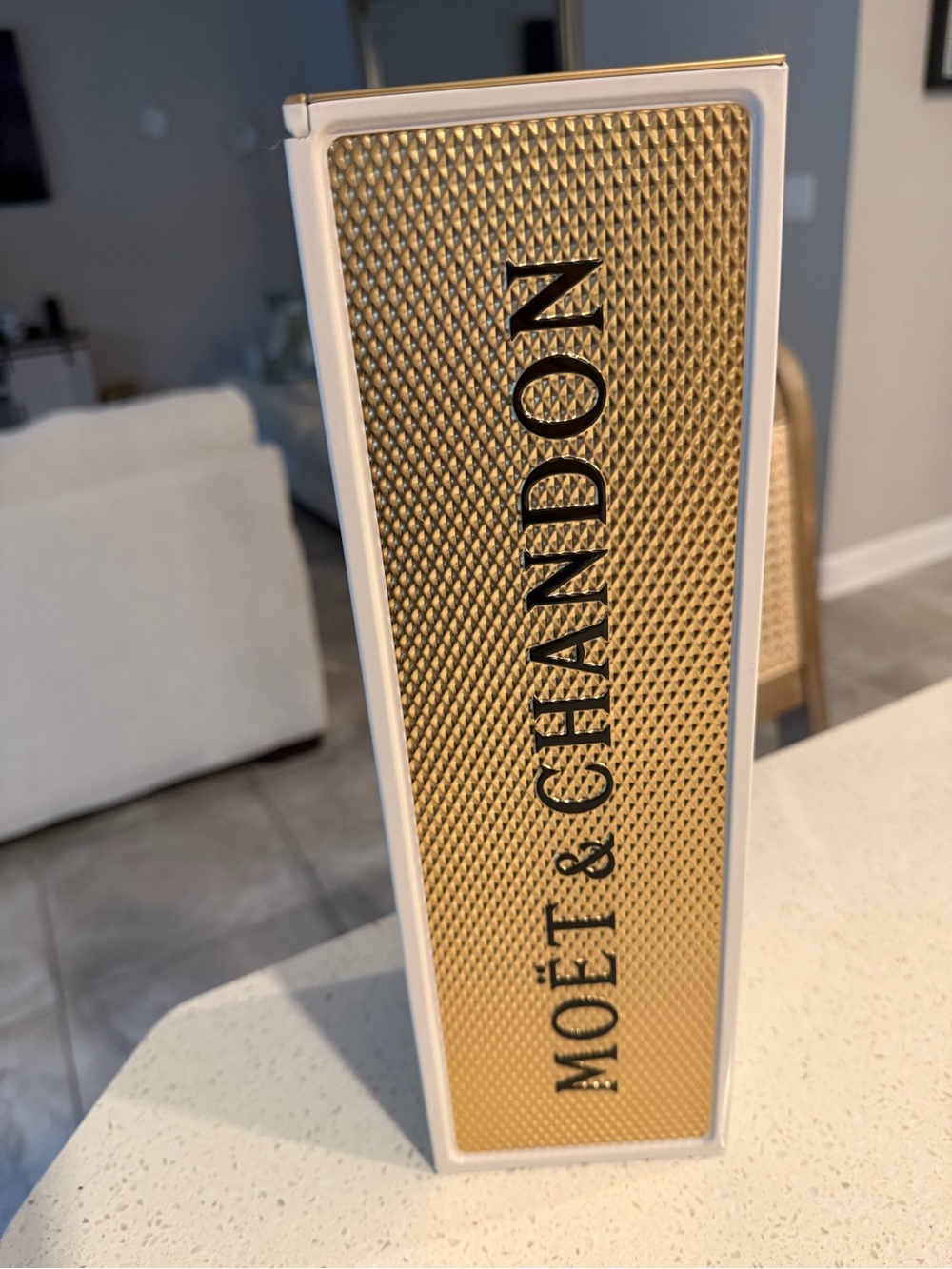 Moët & Chandon Imperial Brut gift tin box